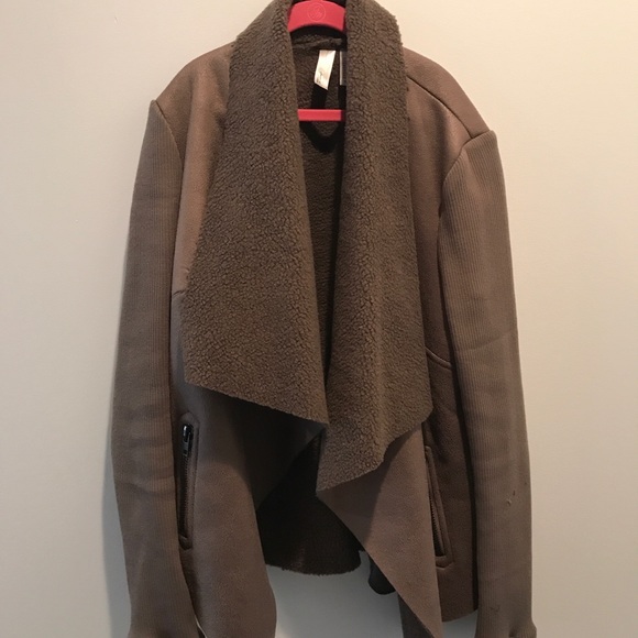 Fancy brown jacket - Picture 1 of 2
